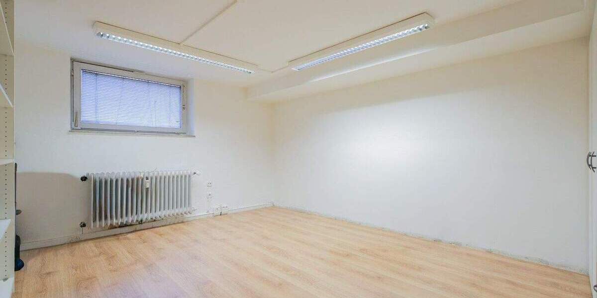 Etagenwohnung Nürnberg Mögeldorf - 6 Zimmer, 120 m&sup2;, 649.000&euro; | Angebot:25686882