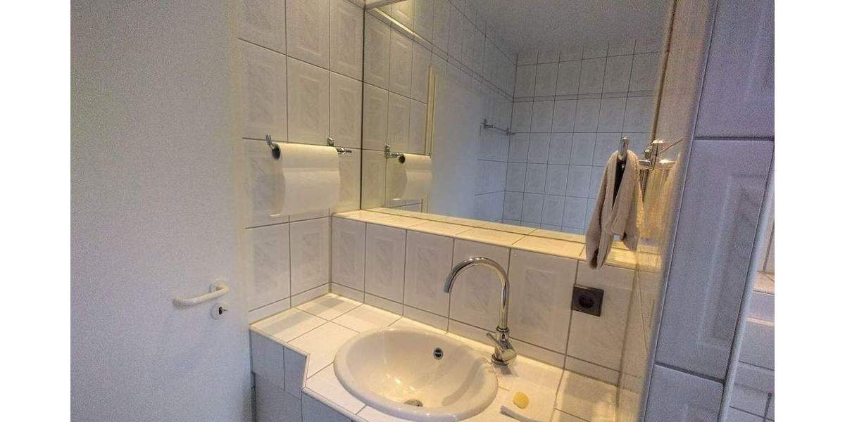 Etagenwohnung Nürnberg Neuröthenbach - 2 Zimmer, 69 m&sup2;, 198.000&euro; | Angebot:25877481