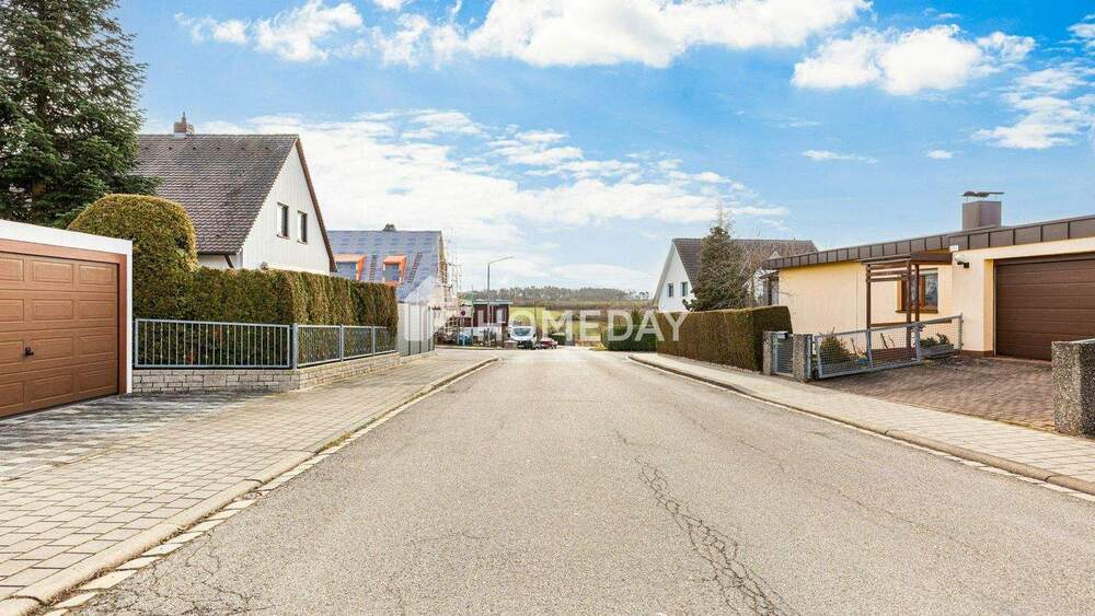 Einfamilienhaus Zirndorf - 6 Zimmer, 143 m&sup2;, 925.000&euro; | Angebot:25737654