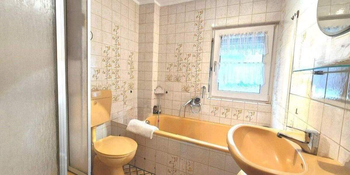 Mehrfamilienhaus, Wohnhaus Neunkirchen - 4 Zimmer, 115 m&sup2;, 250.000&euro; | Angebot:25743745