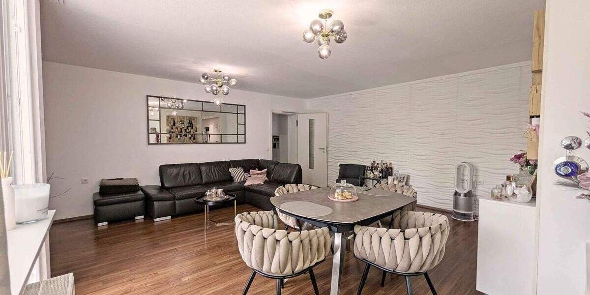 Etagenwohnung Nürnberg Maxfeld - 4 Zimmer, 92 m&sup2;, 439.000&euro; | Angebot:25740520