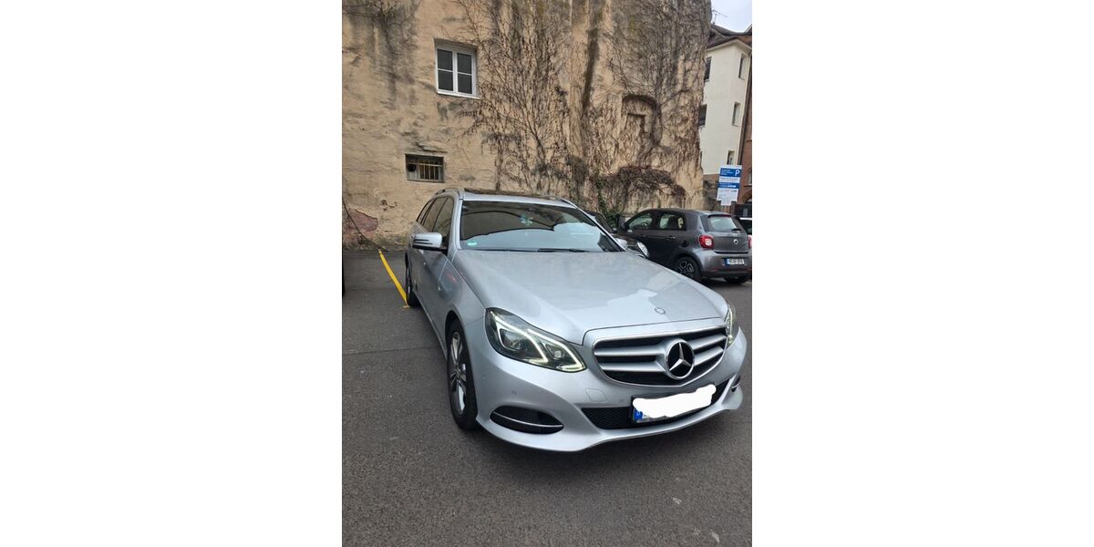 Mercedes-Benz E 350 238.500 km 15.499 &euro; Ñürnberg 90449