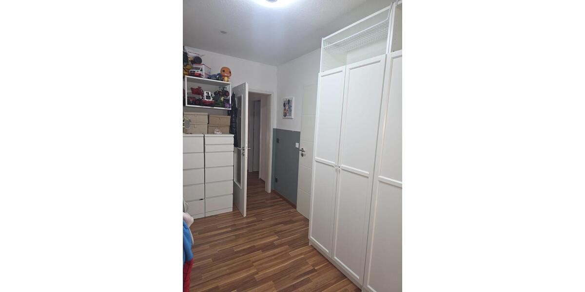Reihenhaus Roßtal - 5 Zimmer, 122 m&sup2;, 460.000&euro; | Angebot:26955495