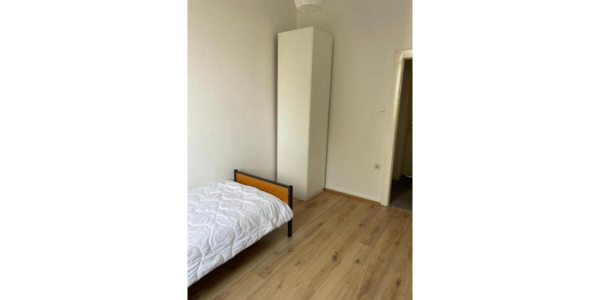Etagenwohnung Nürnberg Eberhardshof - 1 Zimmer, 18 m&sup2;, 420&euro; | Angebot:25945341