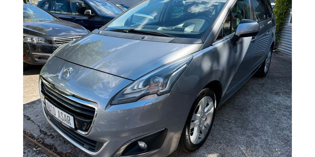 Peugeot 5008 94.000 km 12.980 &euro; Fürth 90763