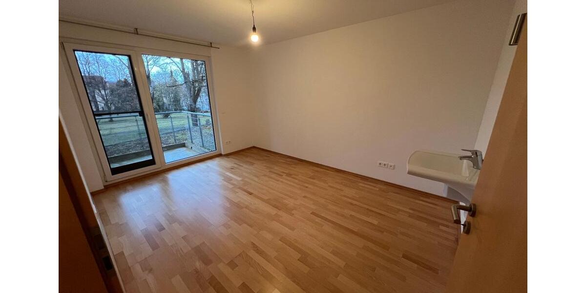 Etagenwohnung Schwabach - 4 Zimmer, 118 m&sup2;, 1.400&euro; | Angebot:25435823