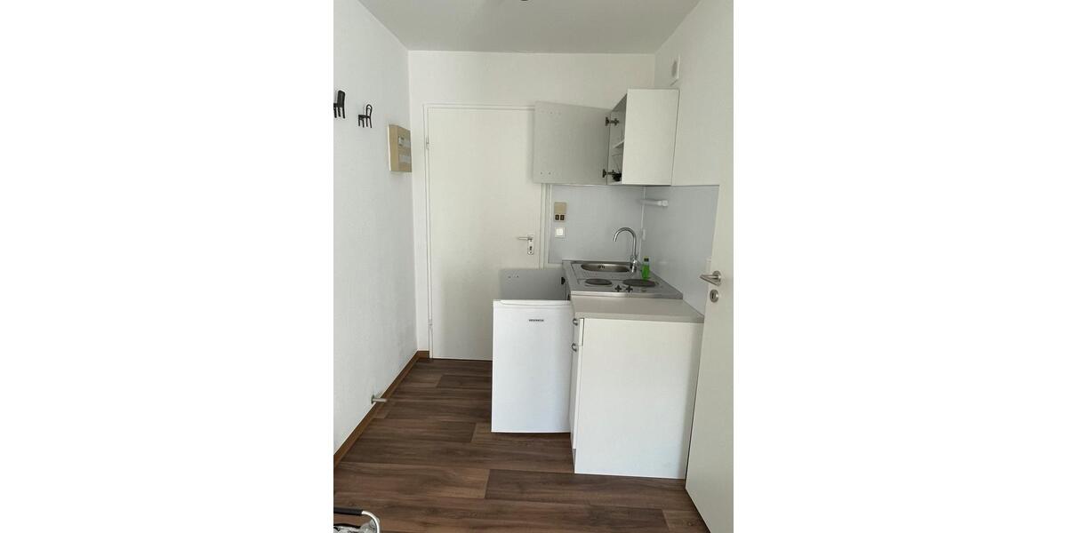 Etagenwohnung Nürnberg Erlenstegen - 1 Zimmer, 17 m&sup2;, 670&euro; | Angebot:25881512