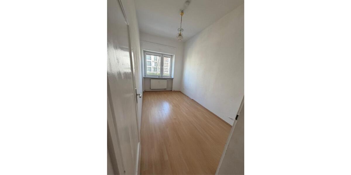 Etagenwohnung Nürnberg Hasenbuck - 4 Zimmer, 87 m&sup2;, 340.000&euro; | Angebot:25416676