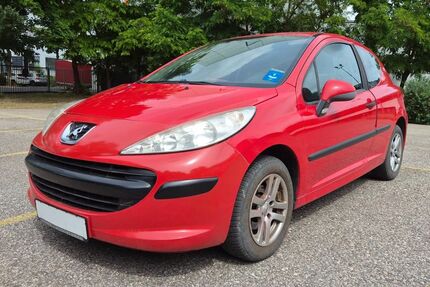 Peugeot 207 150.000 km 1.480 &euro; Zirndorf 90513