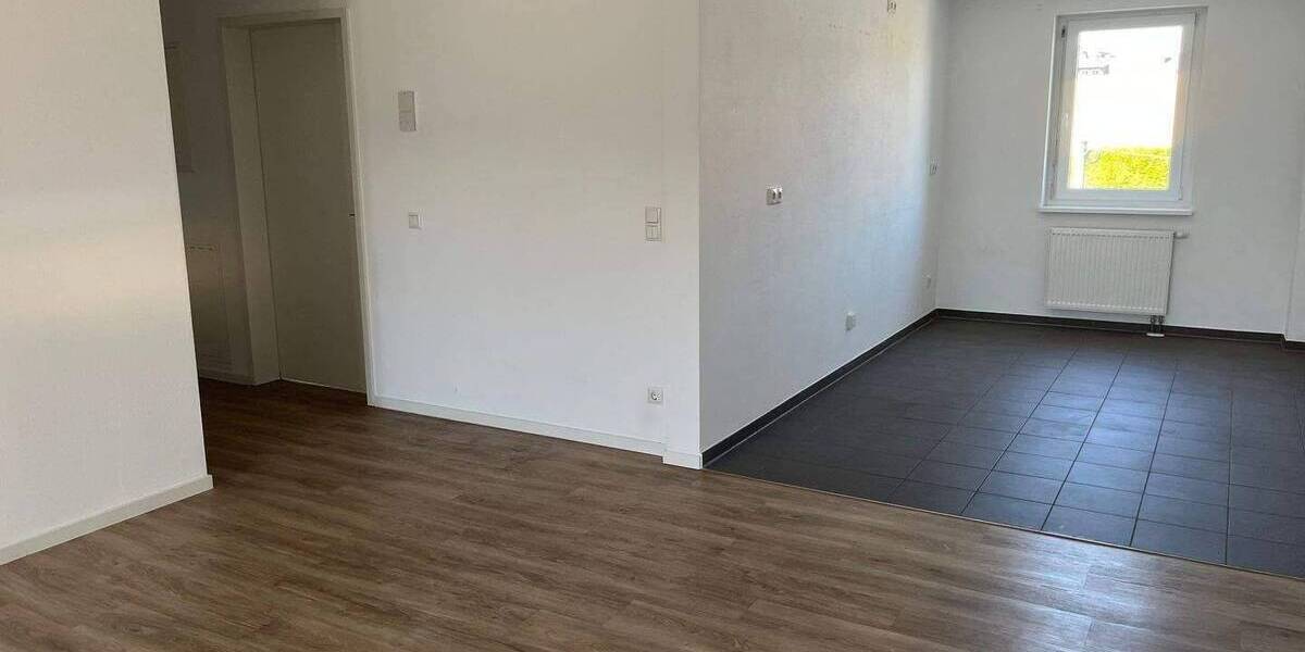 Etagenwohnung Fürth Südstadt - 2 Zimmer, 73 m&sup2;, 895&euro; | Angebot:26833326
