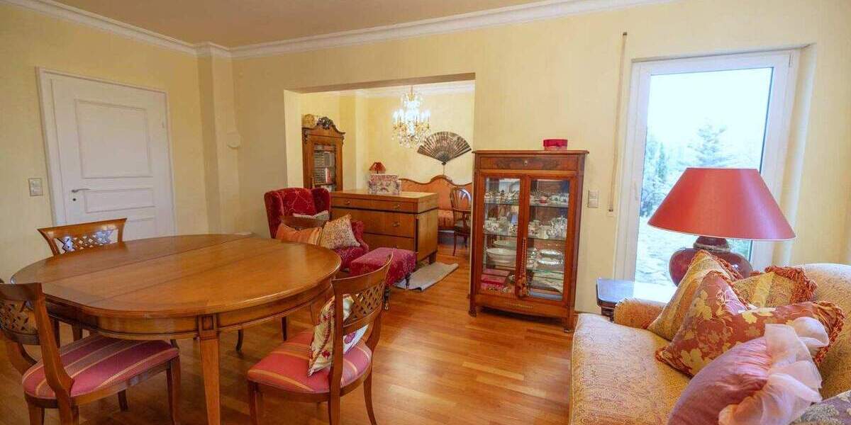 Mehrfamilienhaus, Wohnhaus Kalchreuth - 7 Zimmer, 169 m&sup2;, 649.000&euro; | Angebot:25704357