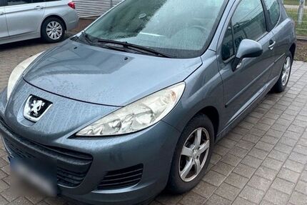 Peugeot 207 137.028 km 700 &euro; Heroldsbach 91336