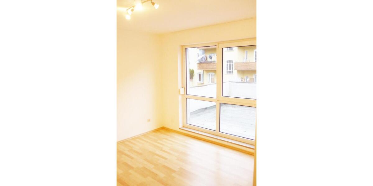 Etagenwohnung Nürnberg Schnepfenreuth - 2 Zimmer, 76 m&sup2;, 999&euro; | Angebot:25830909