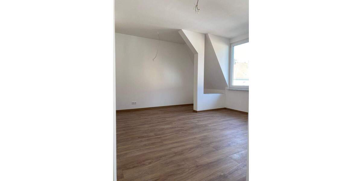 Etagenwohnung Nürnberg Hummelstein - 3 Zimmer, 80 m&sup2;, 840&euro; | Angebot:25680091