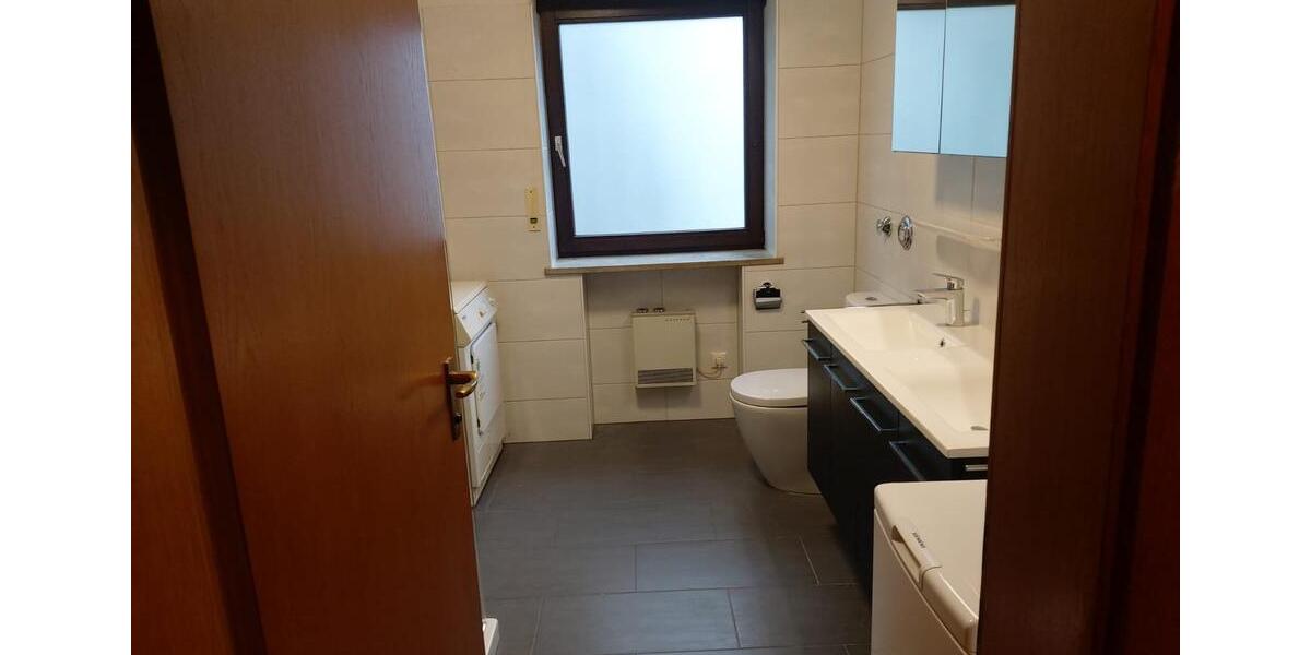 Etagenwohnung Buckenhof - 3.5 Zimmer, 92 m&sup2;, 375.000&euro; | Angebot:23683026