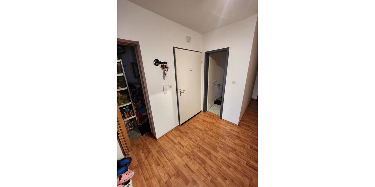 Etagenwohnung Erlangen Alterlangen - 3 Zimmer, 82 m&sup2;, 285.000&euro; | Angebot:24273099