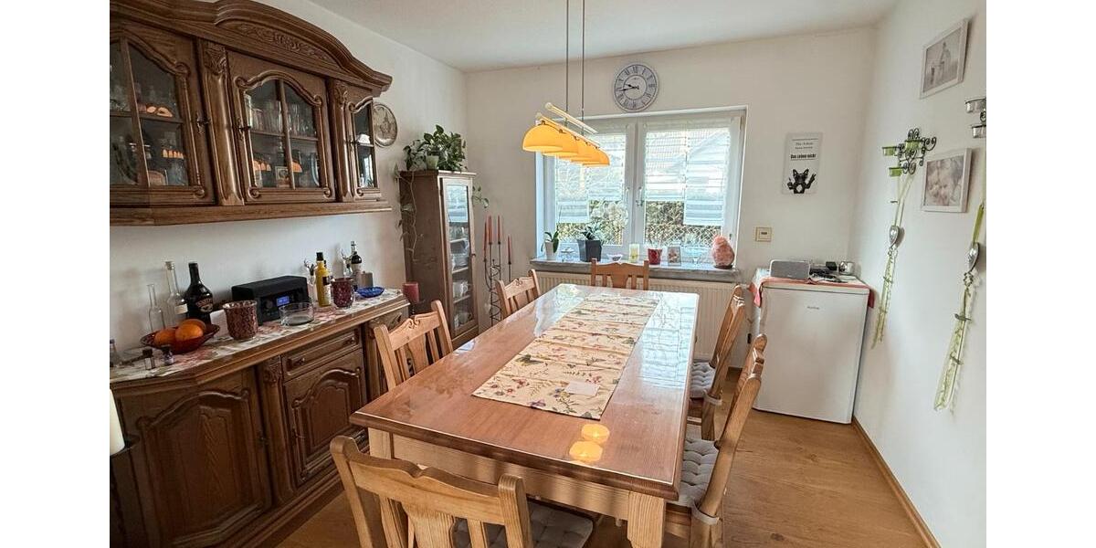 Einfamilienhaus Pyrbaum - 8 Zimmer, 238 m&sup2;, 695.000&euro; | Angebot:25993950