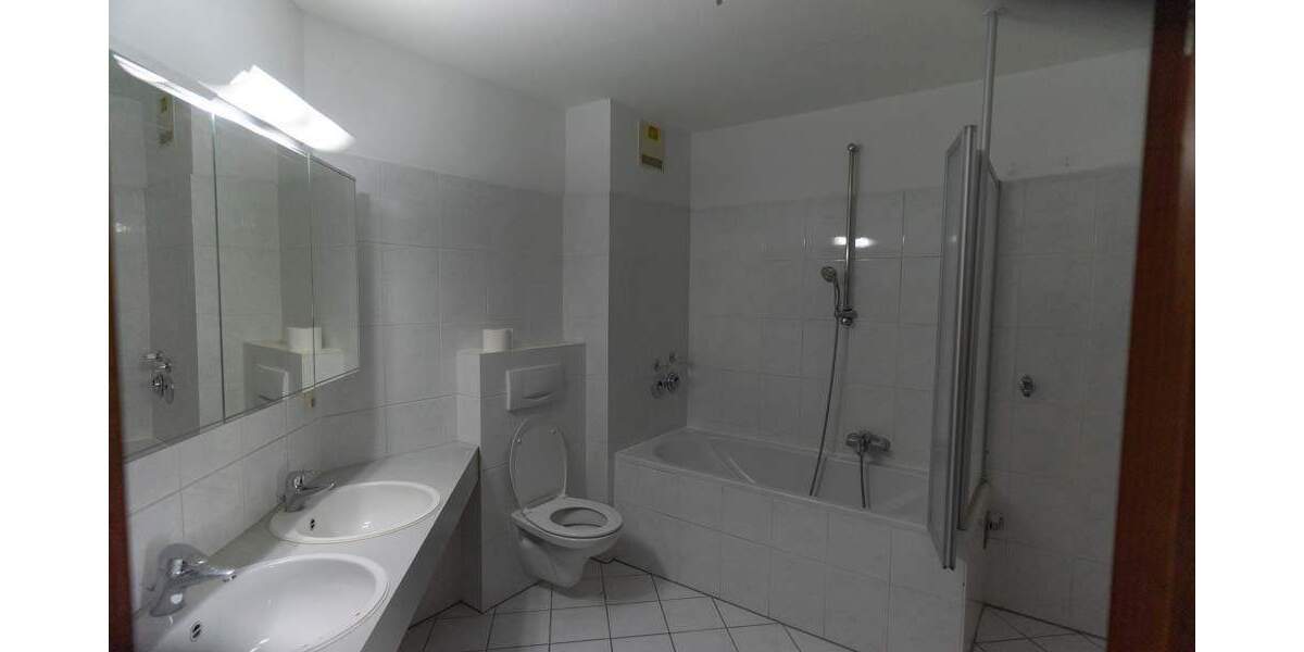 Etagenwohnung Nürnberg Neuselsbrunn - 4 Zimmer, 113 m&sup2;, 398.000&euro; | Angebot:25666506