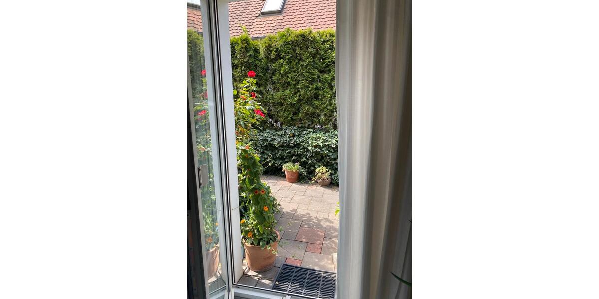 Erdgeschoßwohnung Bubenreuth - 1 Zimmer, 30 m&sup2;, 730&euro; | Angebot:25966009