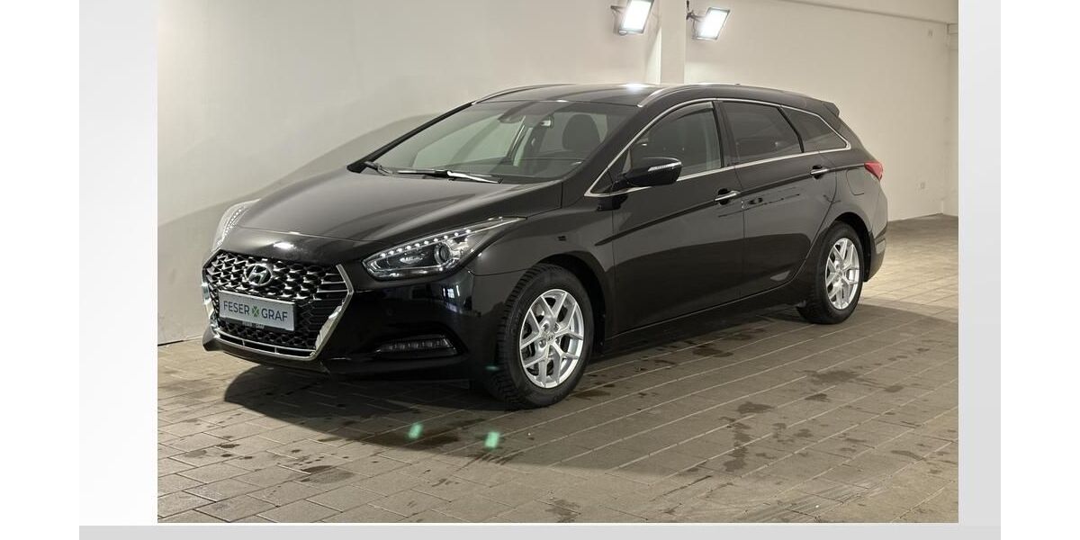 Hyundai i40 81.900 km 11.990 &euro; Schwabach 91126
