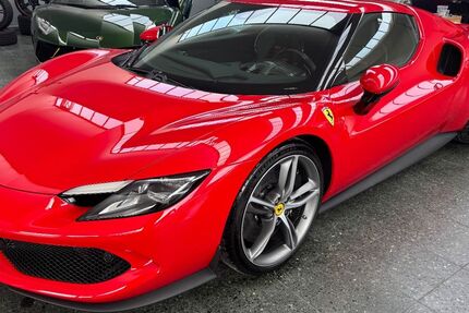 Ferrari 296 GTB 3.800 km 289.000 &euro; Roth 91154