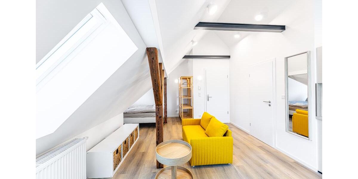 Dachgeschoßwohnung Nürnberg Erlenstegen - 1 Zimmer, 33 m&sup2;, 740&euro; | Angebot:25973432