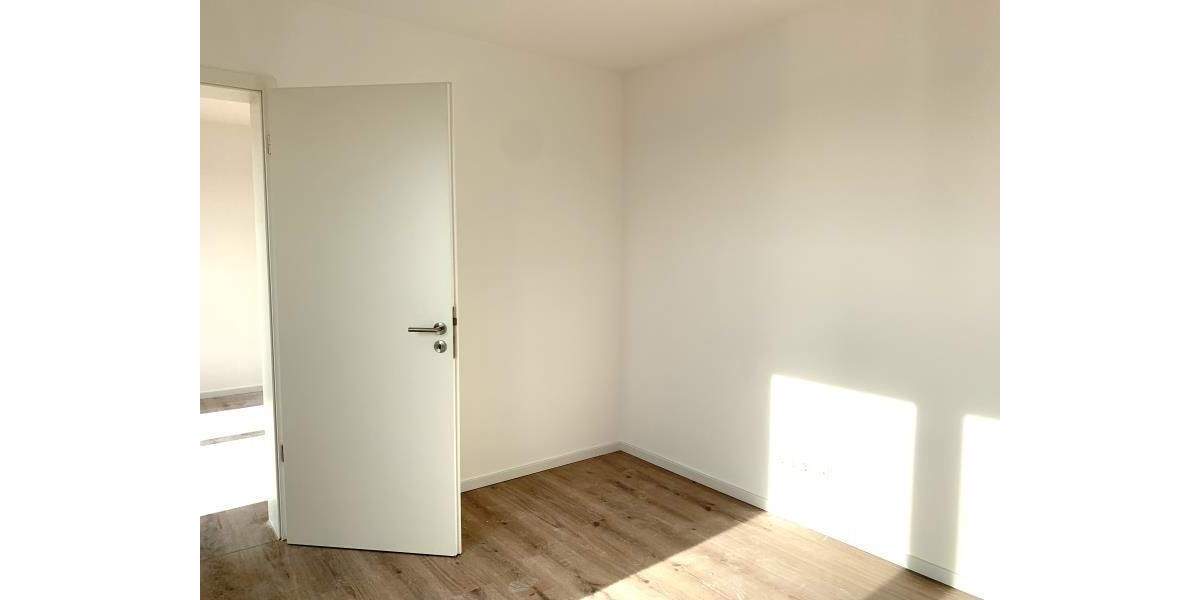 Etagenwohnung Nürnberg Schweinau - 2 Zimmer, 57 m&sup2;, 1.245&euro; | Angebot:25775659