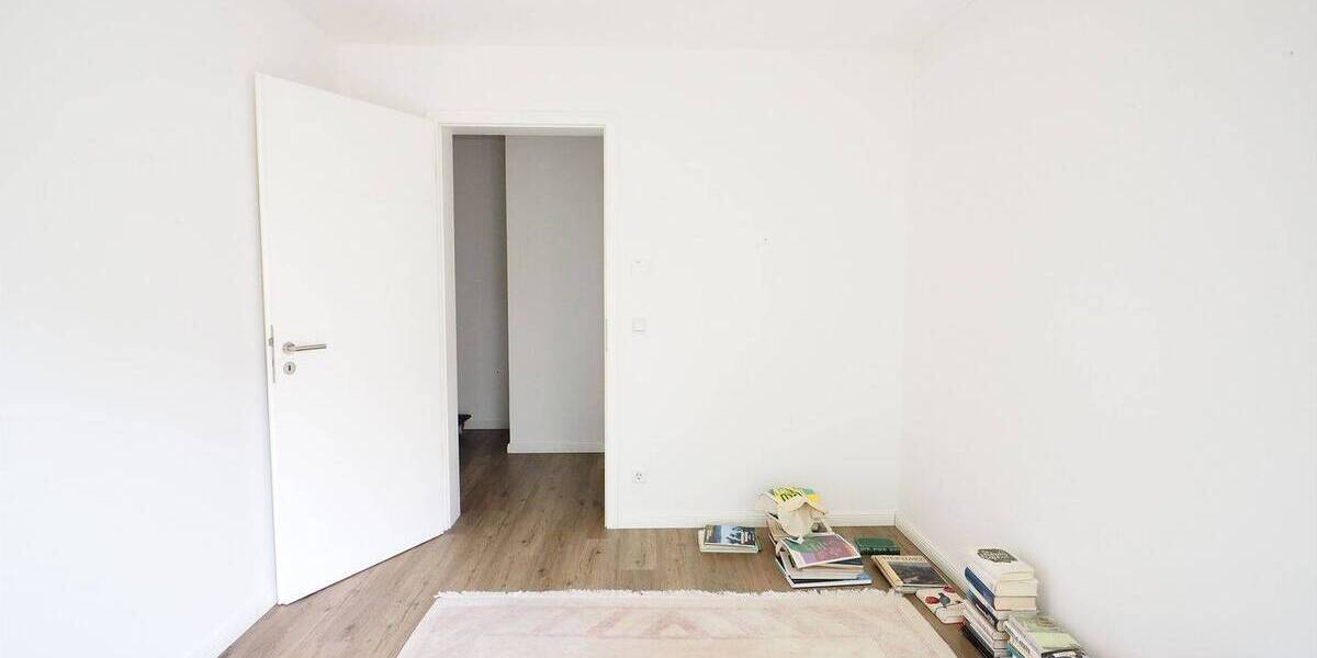 Etagenwohnung Fürth Südstadt - 4 Zimmer, 114 m&sup2;, 1.650&euro; | Angebot:26853015