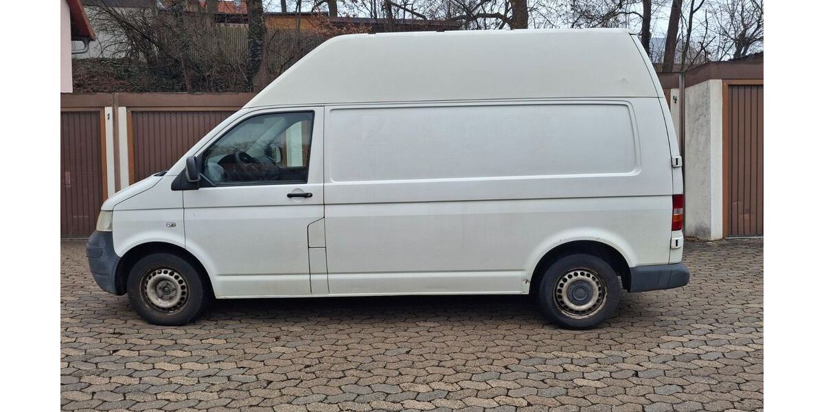 VW T5 Transporter 174.000 km 4.869 &euro; Rednitzhembach 91126