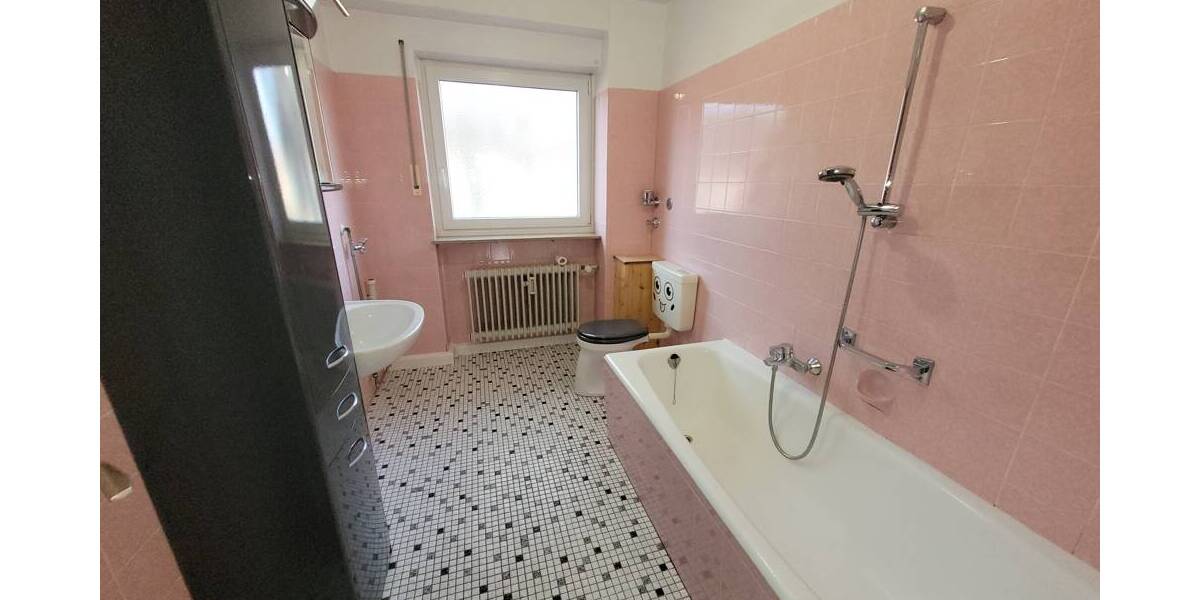 Etagenwohnung Schwabach Forsthof - 3 Zimmer, 70 m&sup2;, 600&euro; | Angebot:26017072