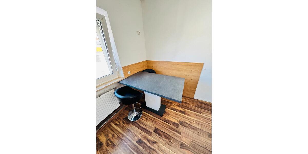 Etagenwohnung Neustadt an der Aisch - 3 Zimmer, 105 m&sup2;, 899&euro; | Angebot:25807270