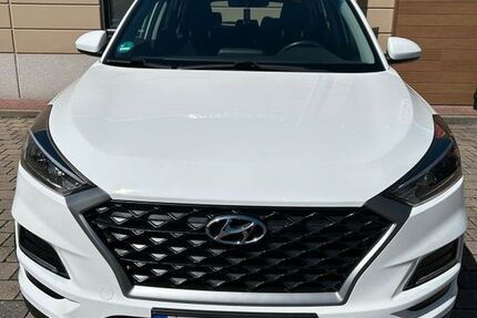 Hyundai TUCSON 83.000 km 13.800 &euro; Nürnberg 90431