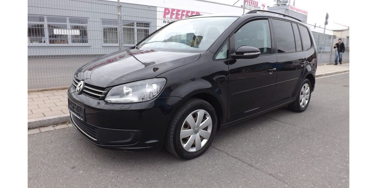 VW Touran 246.000 km 3.699 &euro; Fürth Burgfarrnbach 90768