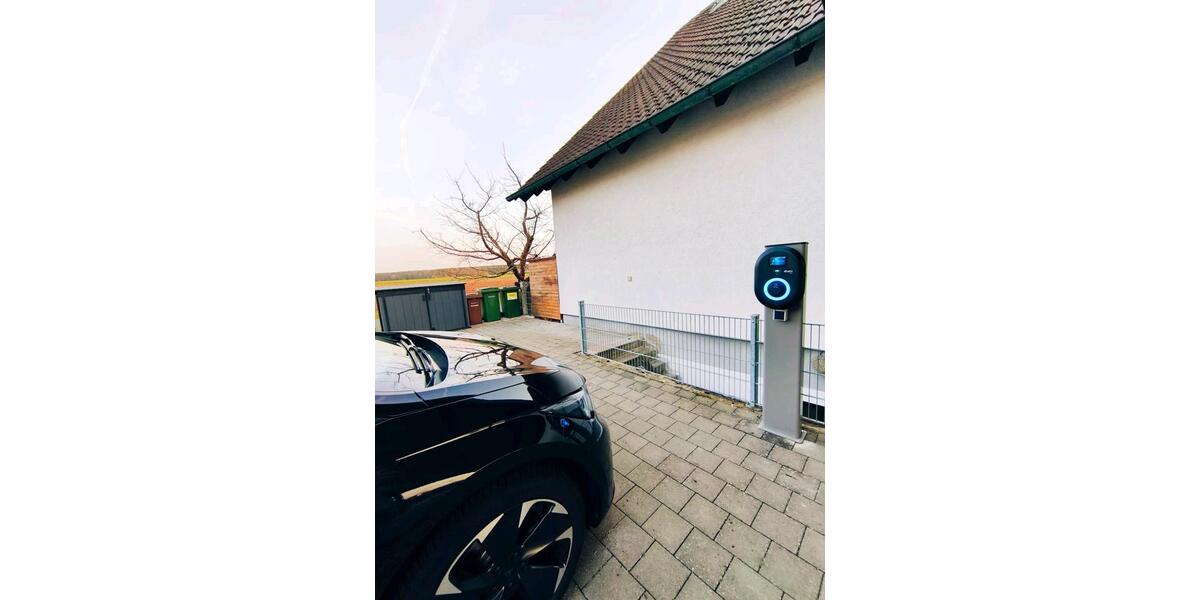 Dachgeschoßwohnung Aurachtal - 3.5 Zimmer, 73 m&sup2;, 900&euro; | Angebot:25289075