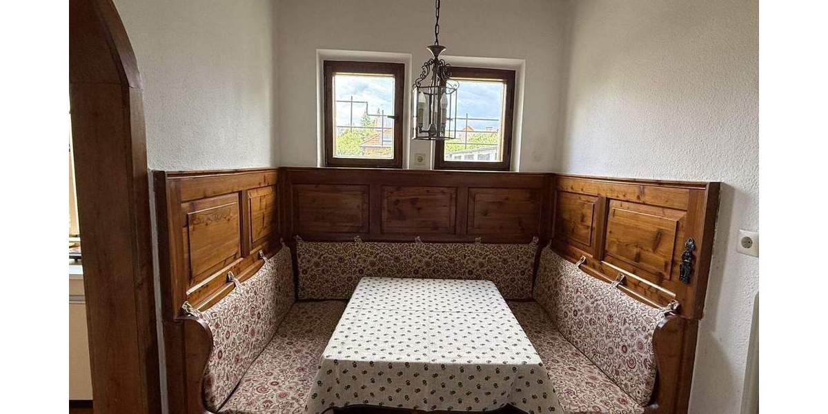 Einfamilienhaus Höchstadt a.d.Aisch Höchstadt - 7 Zimmer, 146 m&sup2;, 375.000&euro; | Angebot:25778818