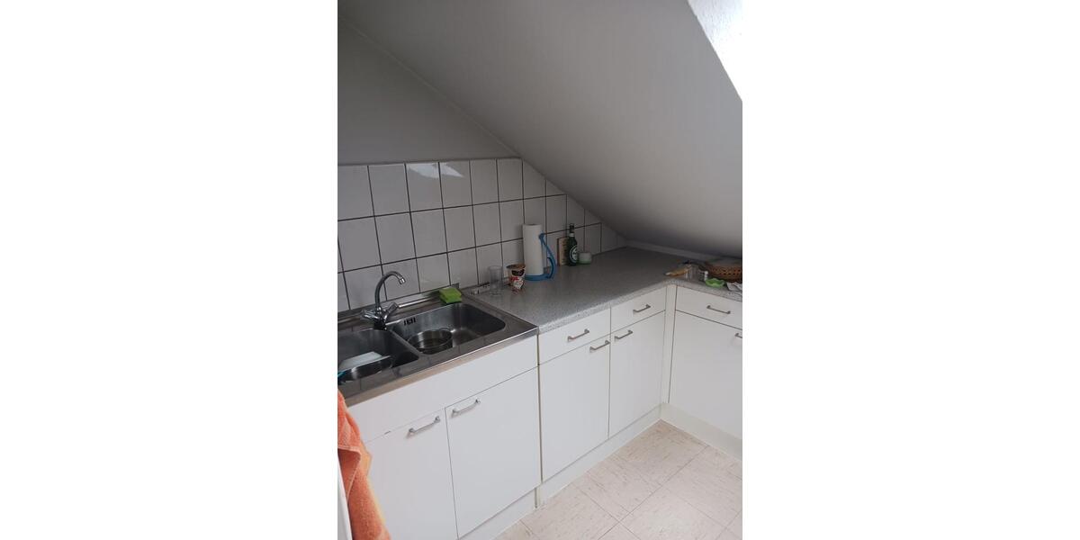 Dachgeschoßwohnung Roth - 2 Zimmer, 60 m&sup2;, 600&euro; | Angebot:26626293