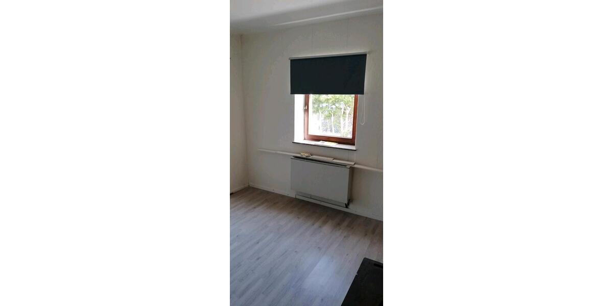 Einfamilienhaus Schwabach - 7 Zimmer, 120 m&sup2;, 1.600&euro; | Angebot:25942046