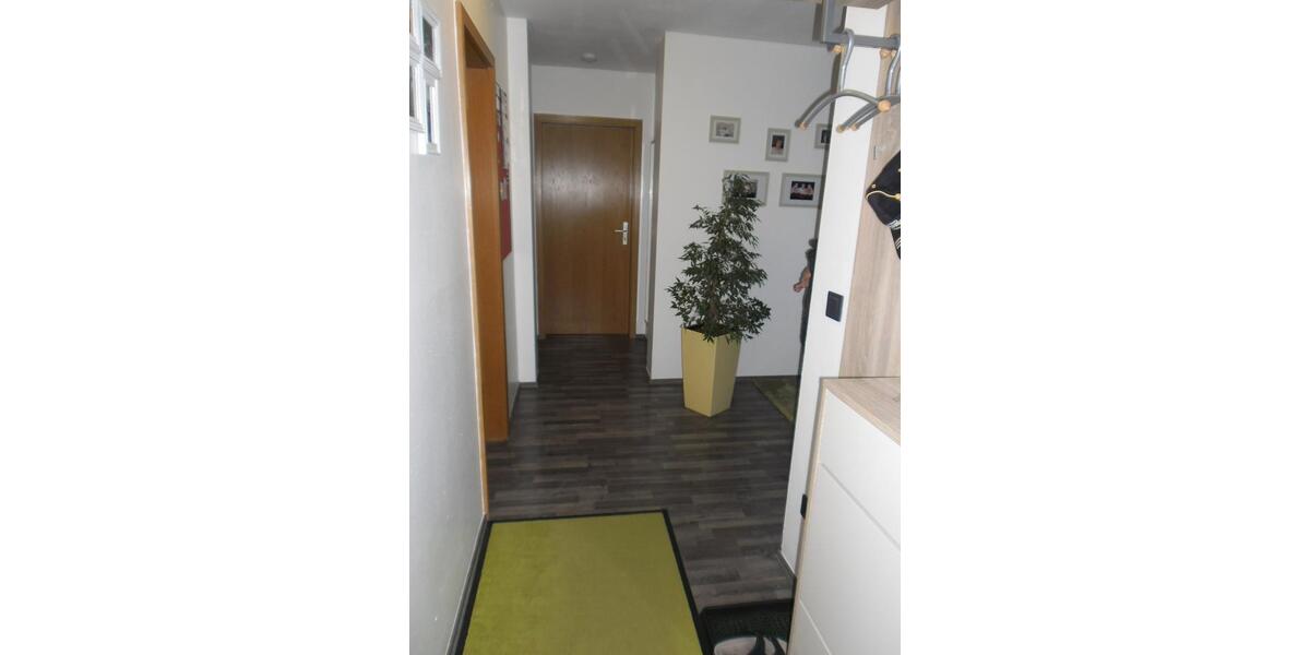 Etagenwohnung Cadolzburg - 2.5 Zimmer, 59 m&sup2;, 215.000&euro; | Angebot:26964300