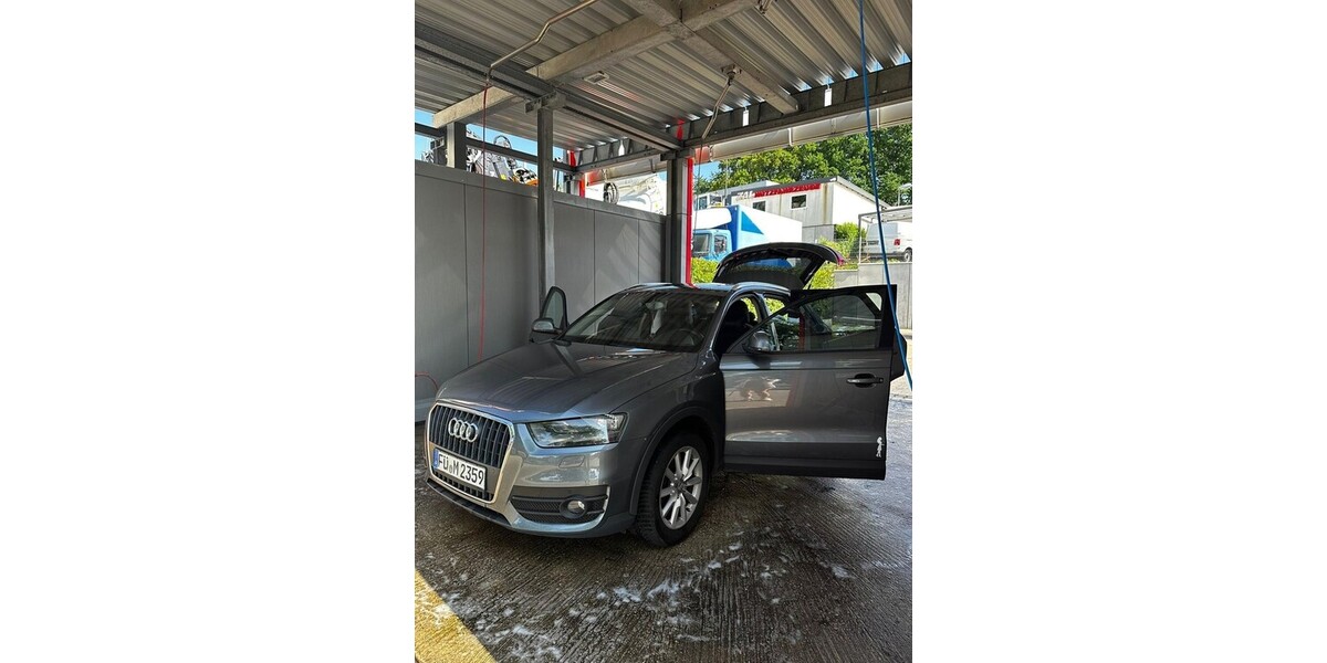 Audi Q3 218.000 km 9.000 &euro; Zirndorf 90513