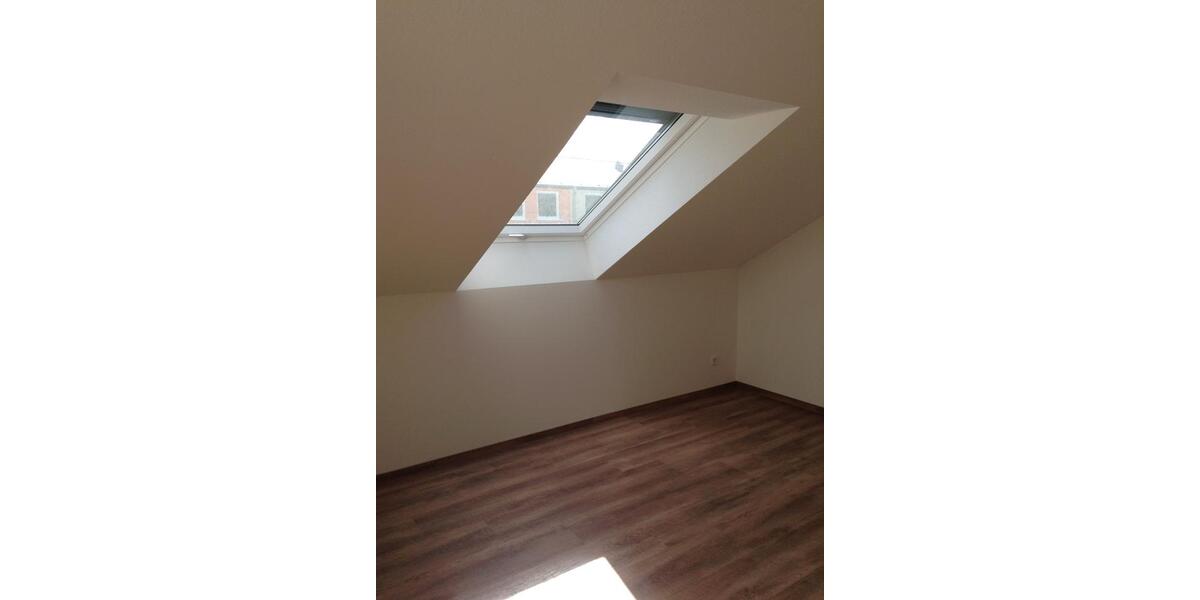 Dachgeschoßwohnung Markt Erlbach - 2.5 Zimmer, 83 m&sup2;, 279.000&euro; | Angebot:23864414