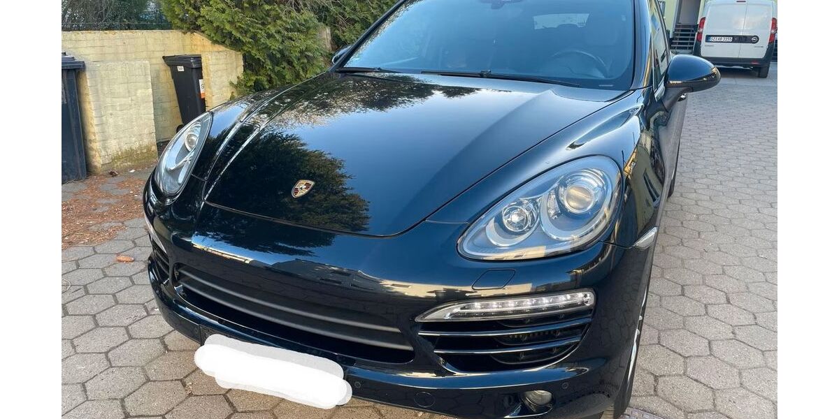 Porsche Cayenne 230.000 km 18.600 &euro; Nürnberg 90419