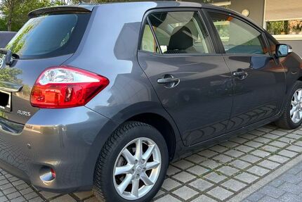 Toyota Auris 107.519 km 5.590 &euro; Nürnberg 90461