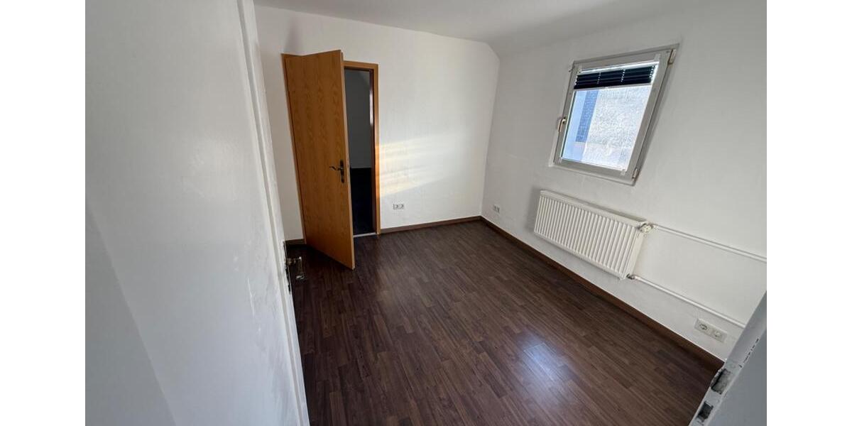 Einfamilienhaus Weisendorf - 6.5 Zimmer, 122 m&sup2;, 1.550&euro; | Angebot:24316699