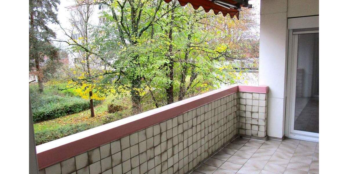 Etagenwohnung Nürnberg Langwasser - 4 Zimmer, 98 m&sup2;, 369.000&euro; | Angebot:25778196