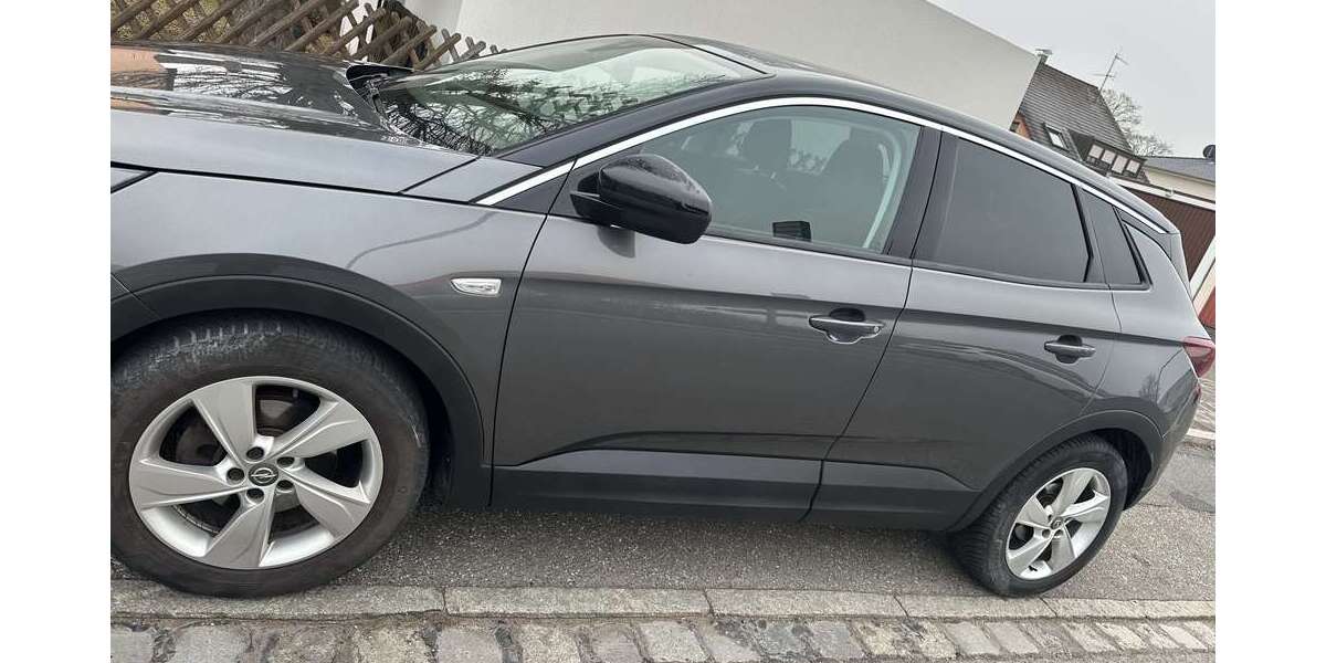 Opel Grandland X 122.500 km 13.500 &euro; Nürnberg 90441