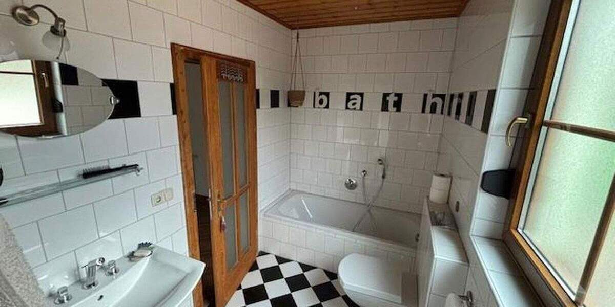 Einfamilienhaus Weisendorf - 5 Zimmer, 138 m&sup2;, 645.000&euro; | Angebot:25697292