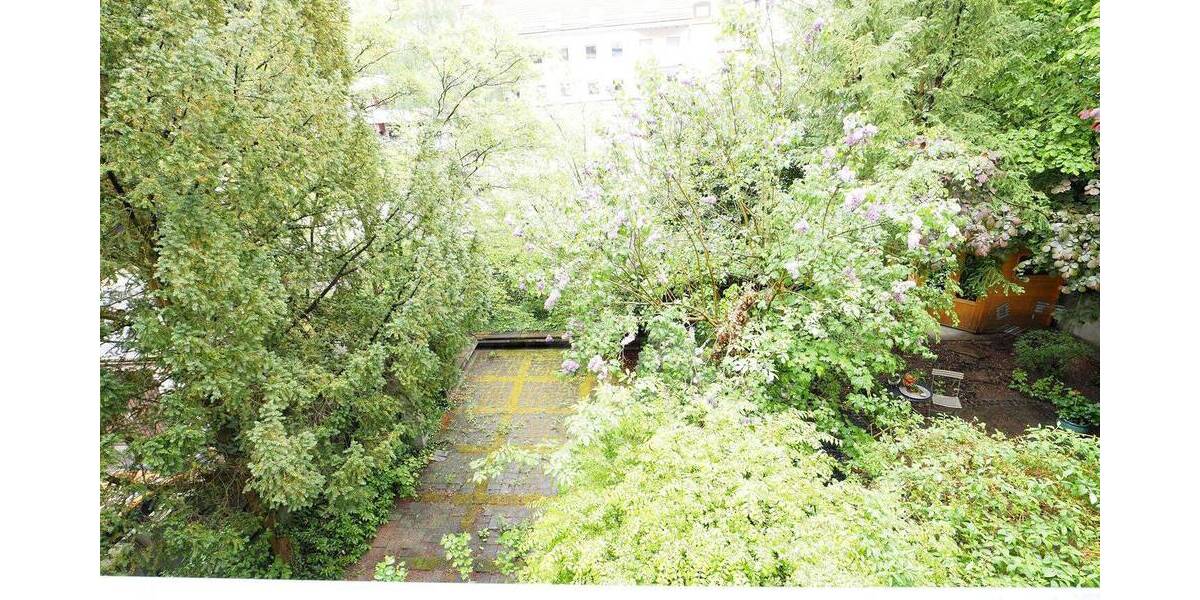 Etagenwohnung Nürnberg Maxfeld - 3 Zimmer, 93 m&sup2;, 1.220&euro; | Angebot:26674881