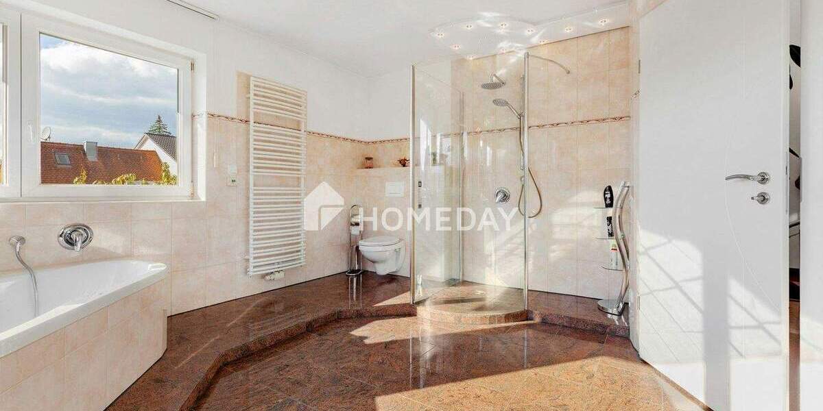 Einfamilienhaus Nürnberg Falkenheim - 7 Zimmer, 250 m&sup2;, 1.190.000&euro; | Angebot:25677475