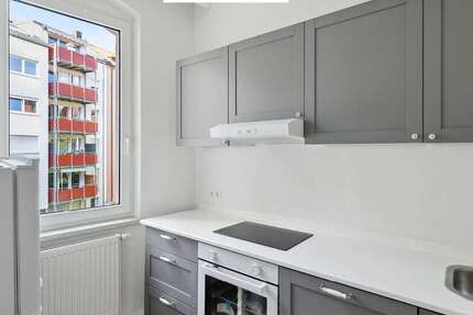 Haus Nürnberg Kleinweidenmühle - 22 Zimmer, 690 m&sup2;, 2.180.000&euro; | Angebot:25370329
