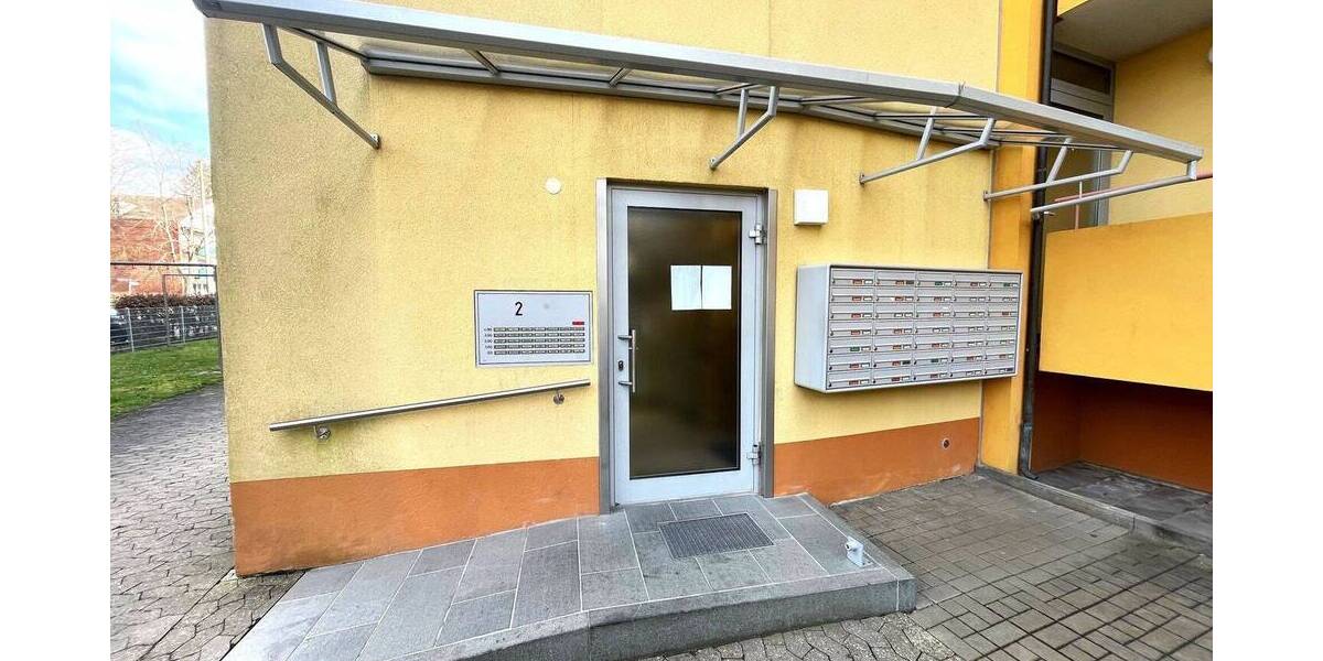 Etagenwohnung Nürnberg Schoppershof - 4 Zimmer, 95 m&sup2;, 250.000&euro; | Angebot:25996007